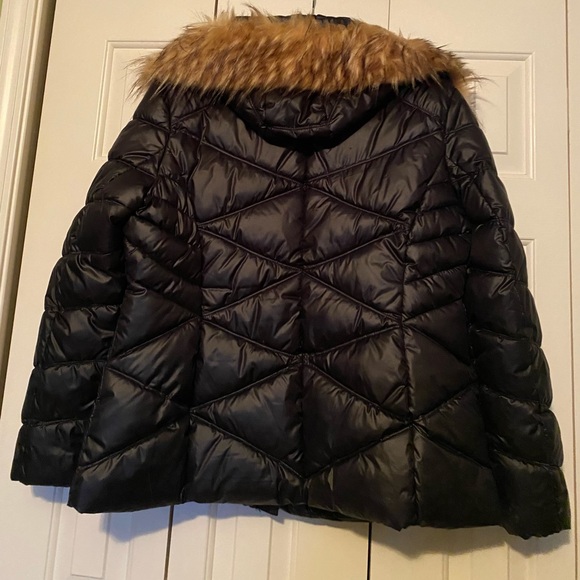 Guess Quilted Black Puffer with Tan Faux Fur Hood - Picture 2 of 6